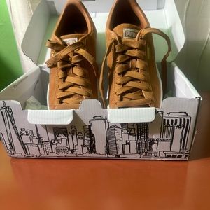 Brand new women’s Puma shoes color desert tan size 7 still in box